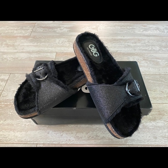Black Metallic Slides By GUESS GBG Size 7.5 Faux Suede & Fur Brand New - Picture 2 of 6
